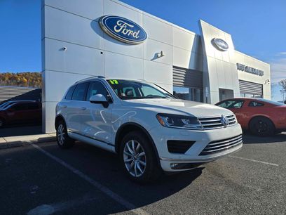 Used 2017 Volkswagen Touareg Sport