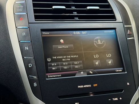 Used 2016 Lincoln MKZ w/ Equipment Group 200A Select FWD image 37