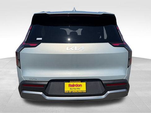 New 2026 Kia EV9 Wind AWD/4WD image 6