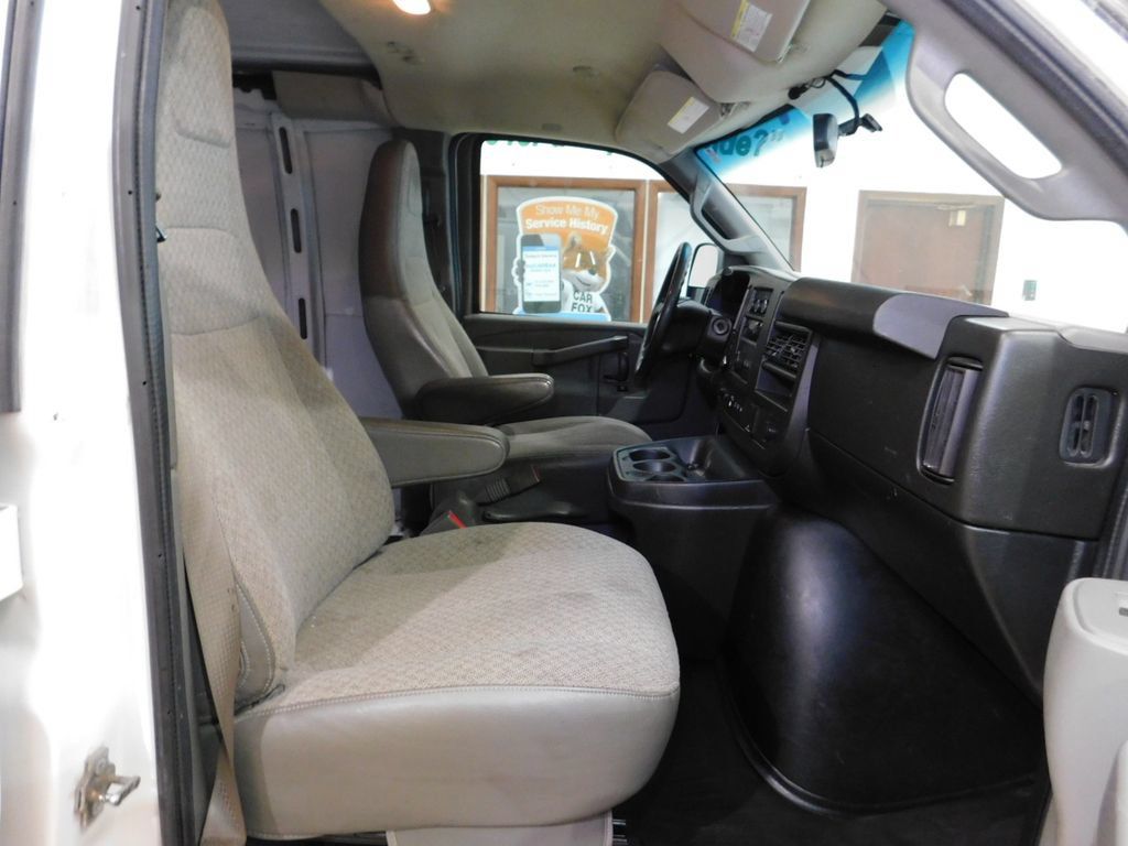 Used 2021 Chevrolet Express 2500 w/ Driver Convenience Package RWD image 61
