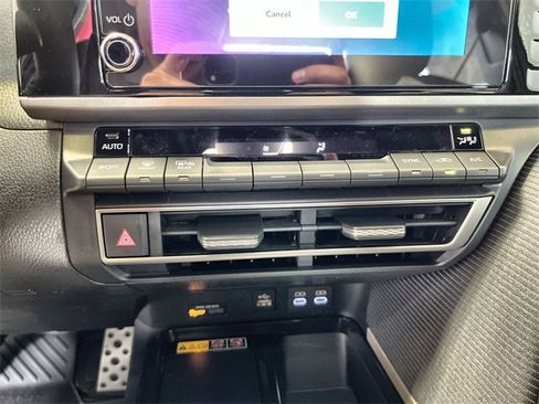 New 2026 Toyota Camry SE image 27