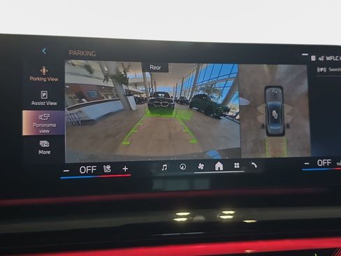 New 2026 BMW i5 eDrive40 image 17