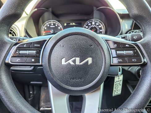 Used 2024 Kia Forte LX FWD image 15
