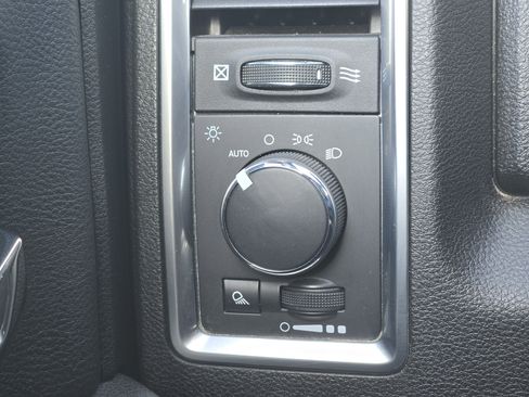 Used 2024 RAM 1500 Classic Warlock image 23