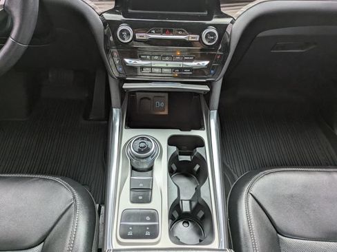 Used 2023 Ford Explorer Limited RWD image 18
