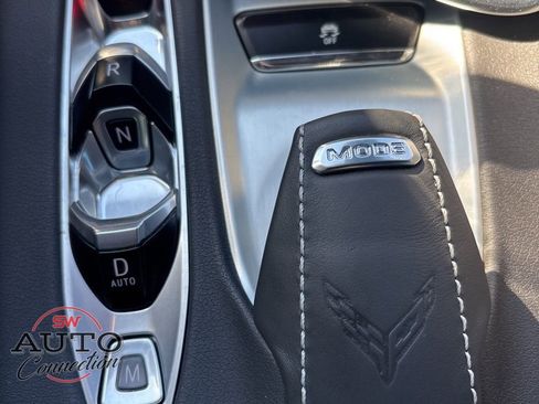 Used 2022 Chevrolet Corvette Stingray Coupe w/ Z51 Performance Package image 20