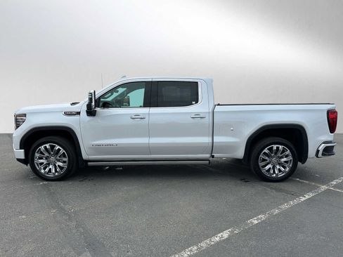 Used 2025 GMC Sierra 1500 Denali w/ Denali Reserve Package image 6