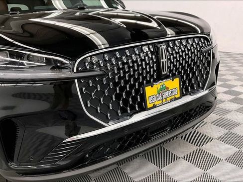 Used 2025 Lincoln Aviator Reserve w/ Illumination Package AWD/4WD image 35
