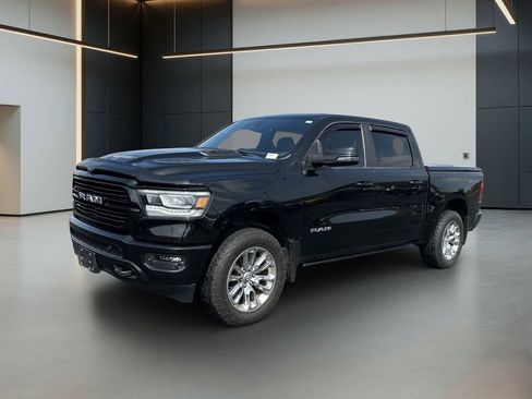 Used 2023 RAM 1500 Laramie AWD/4WD image 1