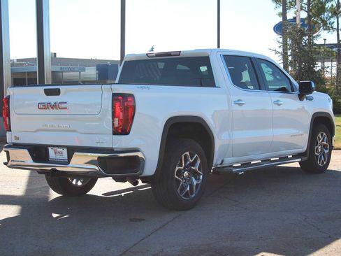 Used 2025 GMC Sierra 1500 SLT w/ SLT Premium Package AWD/4WD image 13