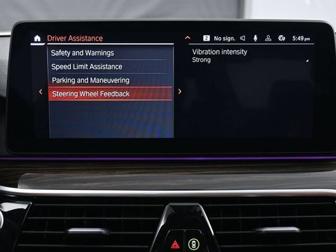 Used 2023 BMW 530i xDrive w/ Premium Package AWD/4WD image 36