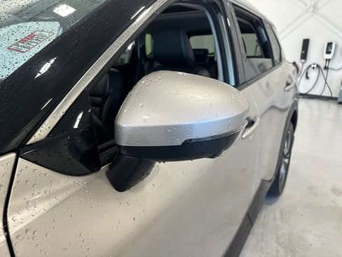 Used 2024 Nissan Rogue SL w/ SL Premium Package AWD/4WD image 12