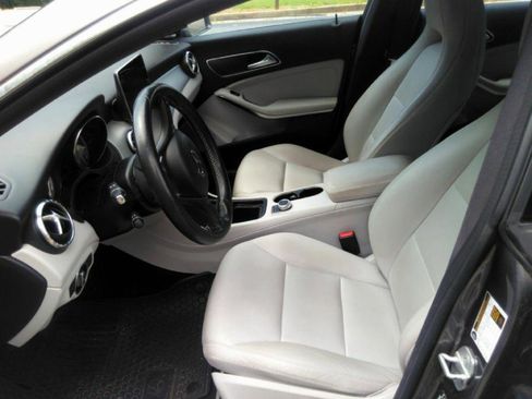 Used 2015 Mercedes-Benz CLA 250 250 image 14