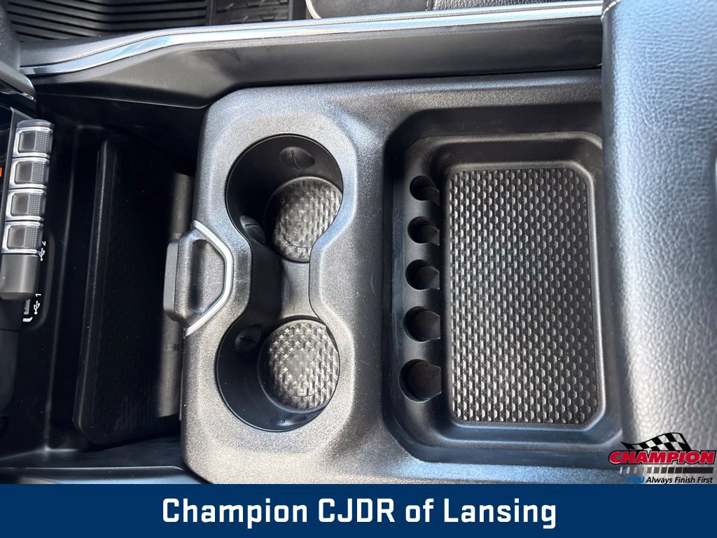 Used 2023 RAM 1500 Laramie AWD/4WD image 40