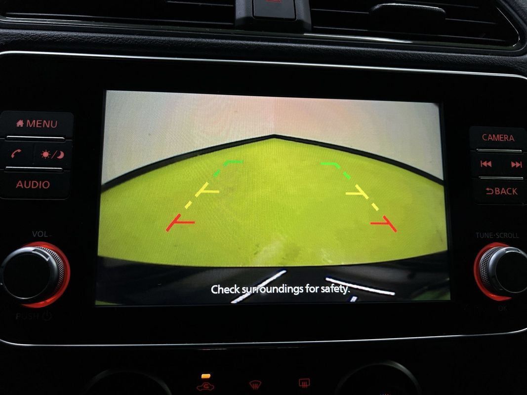 Used 2025 Nissan Leaf S FWD image 21
