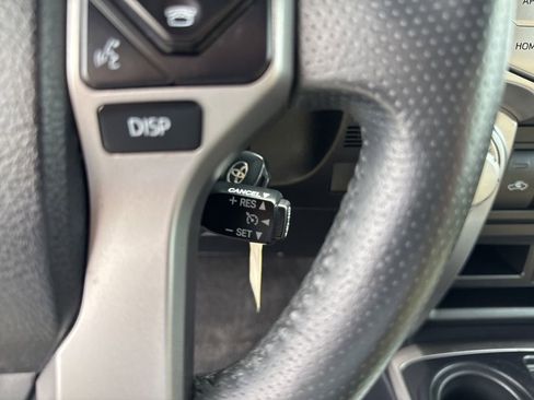 Used 2018 Toyota 4Runner SR5 Premium image 55