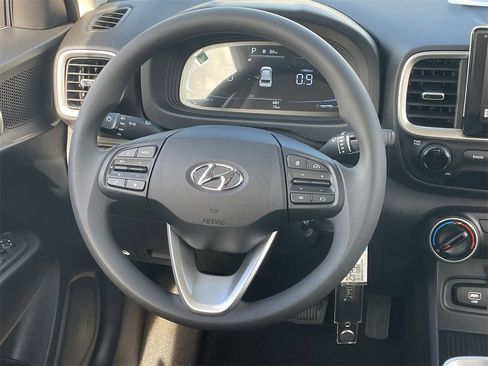 New 2026 Hyundai Venue SE image 13