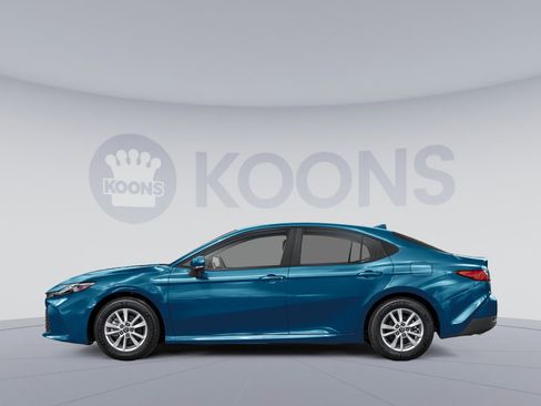 New 2026 Toyota Camry LE AWD/4WD image 4