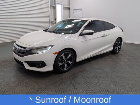 Used 2016 Honda Civic Touring image 5