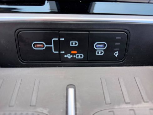 Used 2026 Hyundai Santa Fe SEL FWD image 24