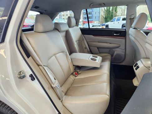 Used 2013 Subaru Outback 2.5i Limited w/ Moonroof Pkg image 19