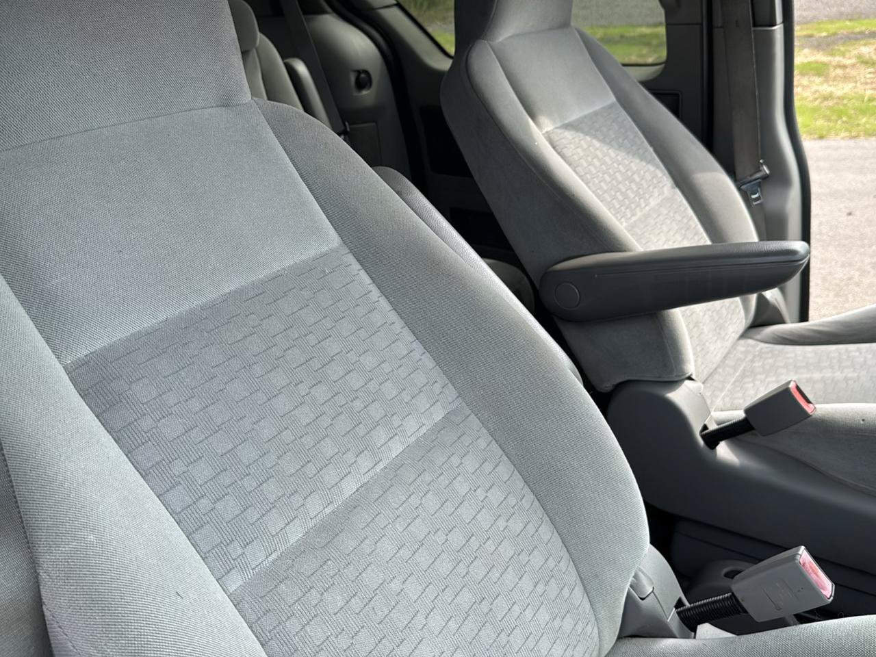 Used 2004 Ford Freestar SE FWD image 18