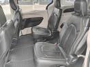 Used 2017 Chrysler Pacifica Touring-L FWD image 19