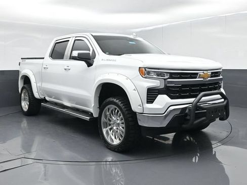 Used 2025 Chevrolet Silverado 1500 LT w/ Protection Package AWD/4WD image 1