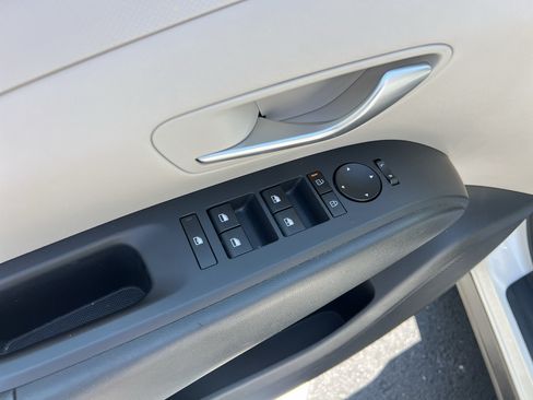 Used 2025 Hyundai Tucson SEL FWD image 24