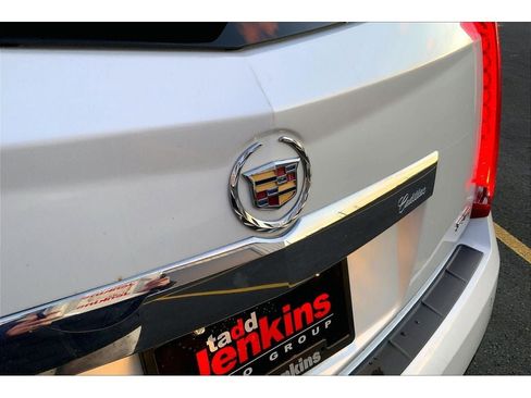 Used 2013 Cadillac SRX Luxury w/ Driver Awareness Package image 33