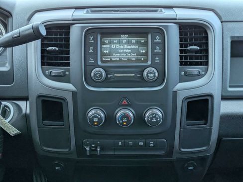 Used 2017 RAM 3500 Tradesman w/ Chrome Appearance Group AWD/4WD image 17