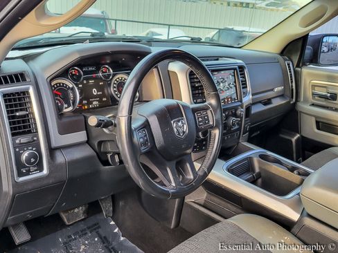 Used 2018 RAM 1500 Big Horn image 11