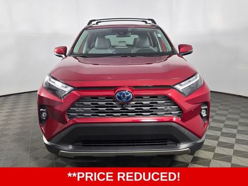 Used 2022 Toyota RAV4 Limited AWD/4WD image 2