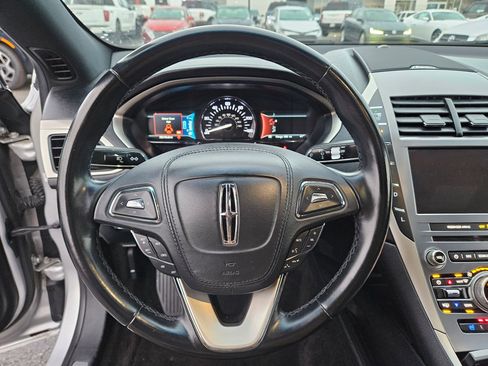 Used 2018 Lincoln MKZ Reserve image 19