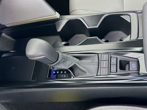 Certified 2026 Toyota Camry SE w/ Convenience Package FWD image 17