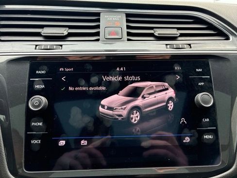 Used 2019 Volkswagen Tiguan SEL AWD/4WD image 21