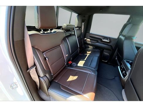 Certified 2024 GMC Sierra 2500 Denali w/ Denali Reserve Package AWD/4WD image 22