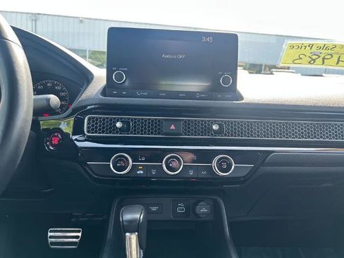 Used 2023 Honda Civic Sport image 25