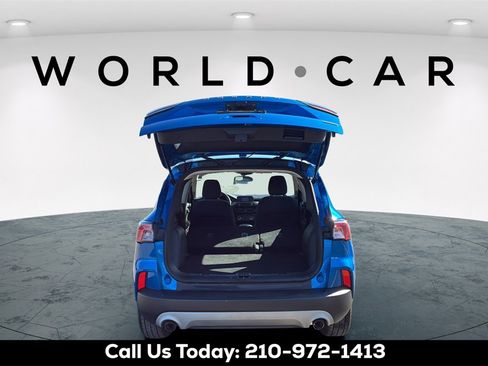 Used 2020 Ford Escape S image 9