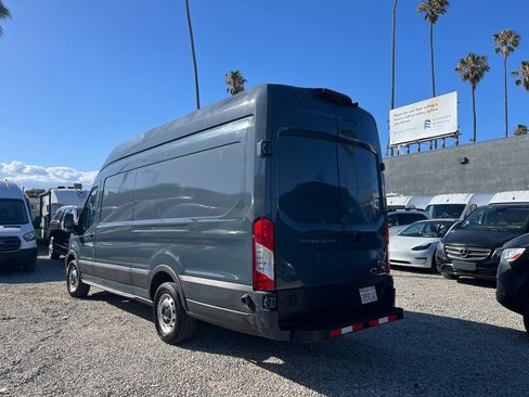 Used 2019 Ford Transit 250 148 High Roof Extended RWD image 9