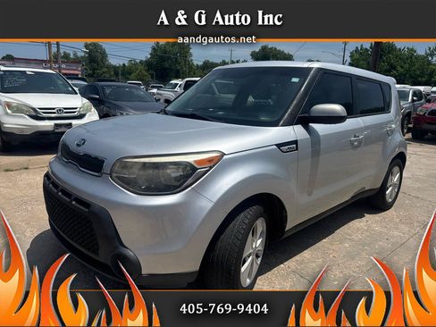 Used 2015 Kia Soul FWD image 1