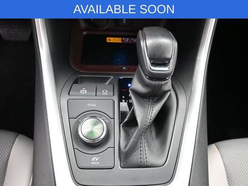 Used 2022 Toyota RAV4 Limited AWD/4WD image 27
