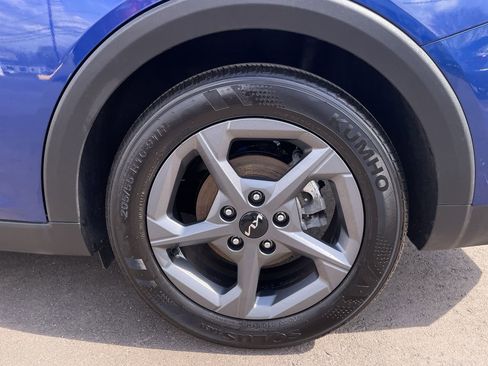 Certified 2025 Kia K4 FWD image 10