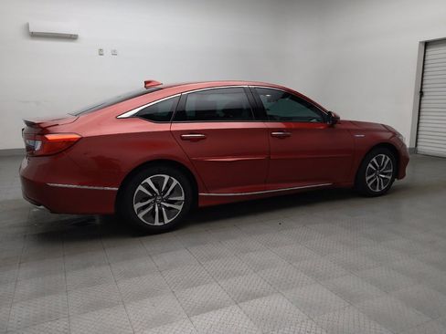 Used 2018 Honda Accord Touring image 10