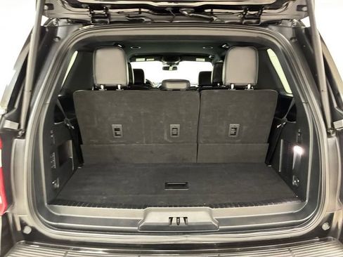 Used 2021 Ford Expedition XLT AWD/4WD image 17