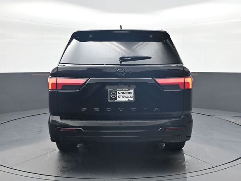 Used 2024 Toyota Sequoia Platinum image 6