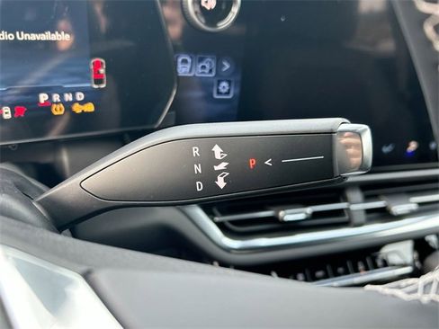 New 2026 Chevrolet Equinox EV LT image 16