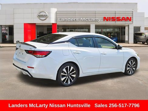 Used 2024 Nissan Sentra SV w/ SV Premium Package FWD image 3