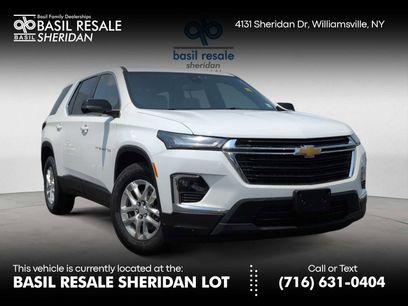 Used 2023 Chevrolet Traverse LS