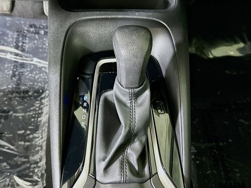 Used 2024 Toyota Corolla LE FWD image 20